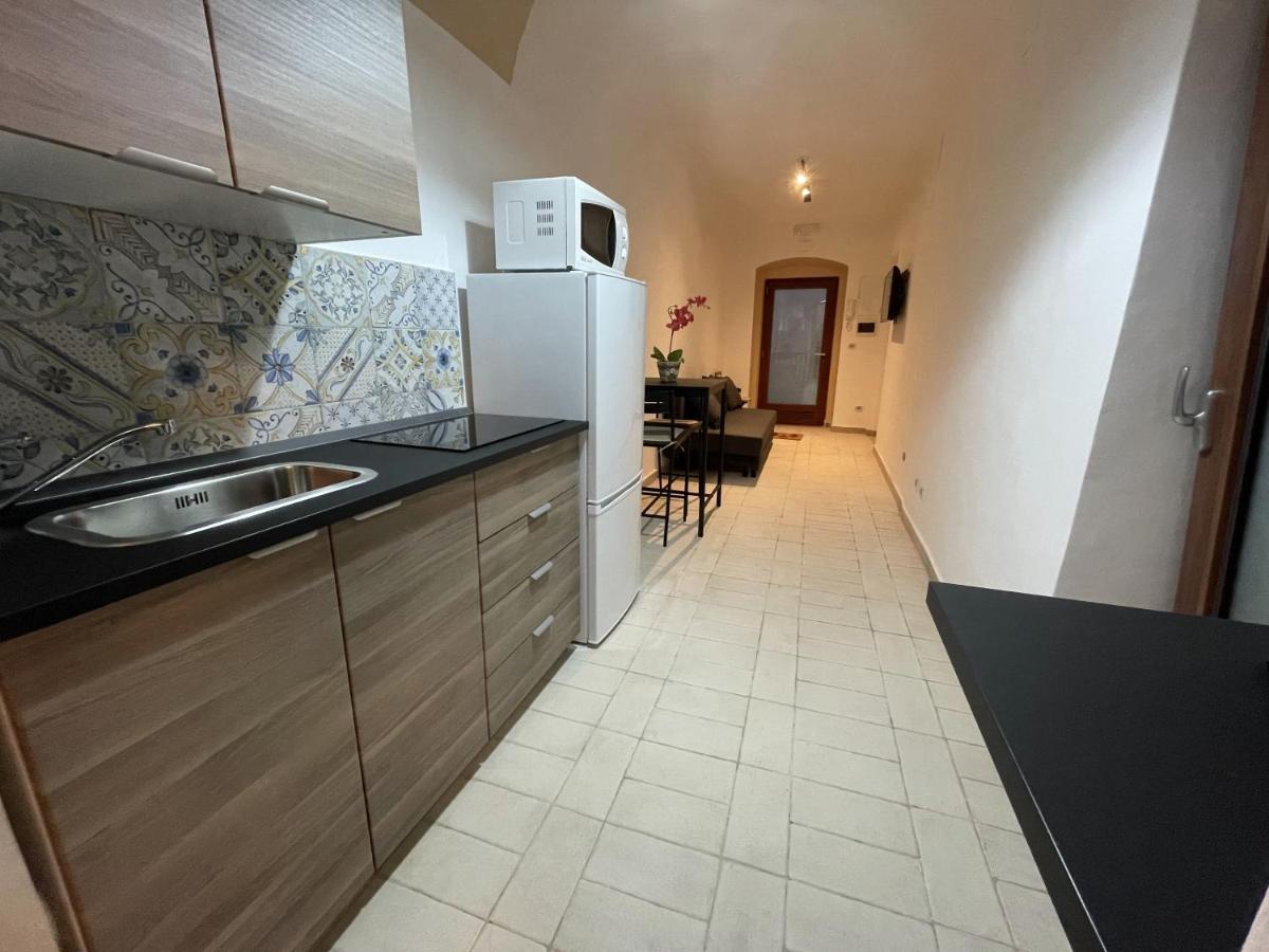 Alex Comfort House Bari Exterior foto