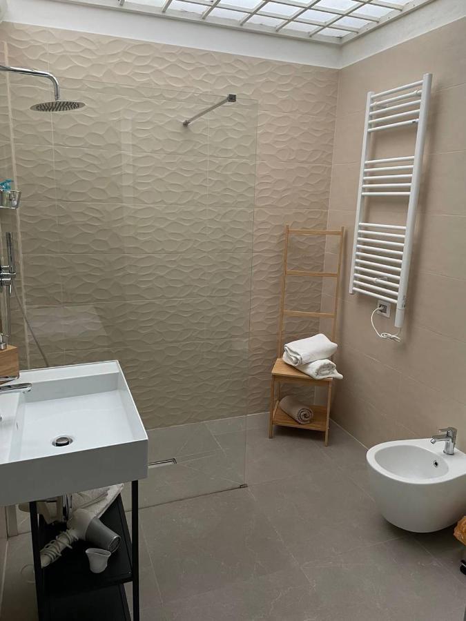 Alex Comfort House Bari Exterior foto